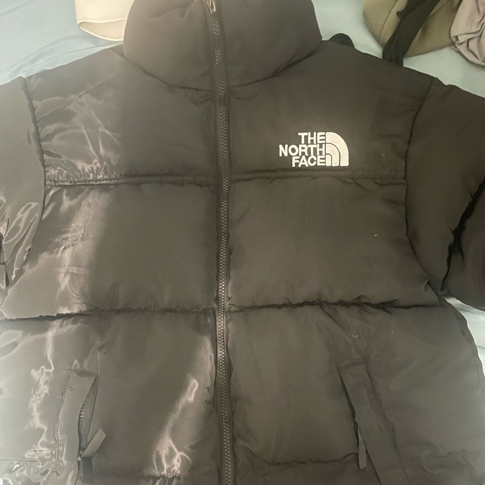 black The north face 700